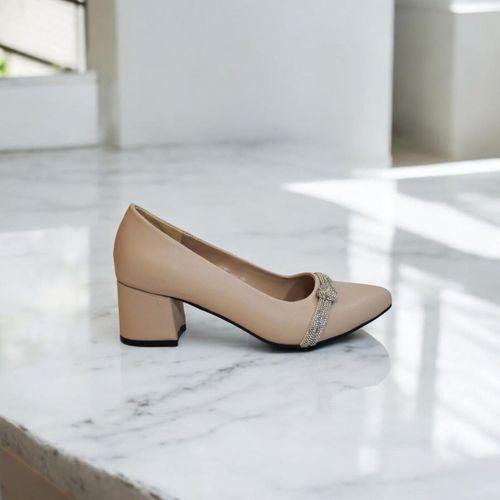 Fiyra 7034 Bej Taşlı 5 cm Kalın Kare Bayan Topuklu Ayakkabı