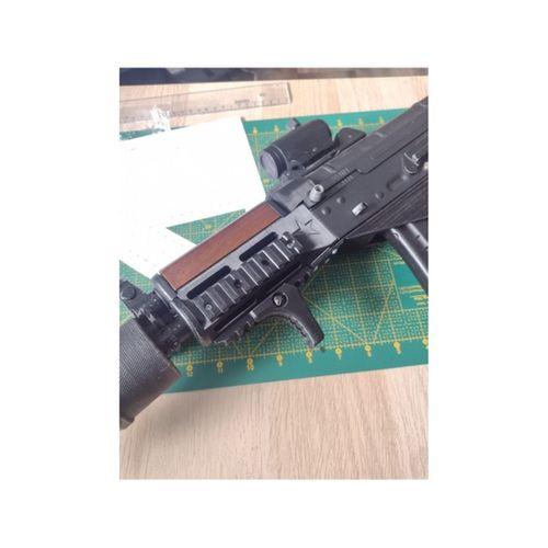 Airsoft AKSU El Kalkanı ve Şarjör Yeri (Bu ürün Sadece Plastik parçadır - Almadan Önce Soru Sorabilirsiniz)