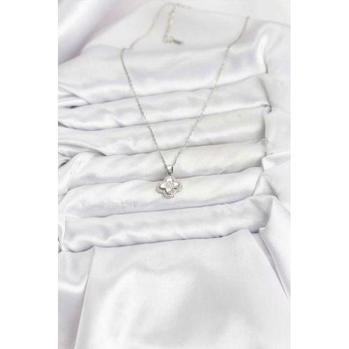 316L Çelik Zincir Gümüş Renk Zirkon Taşlı Yonca Model Kadın Kolye