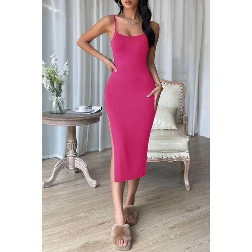 Kadın Fuşya Yırtmaçlı Diz Altı Vücüdu Saran Gecelik