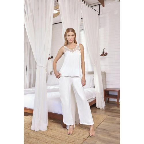 Dantelli Ve Dekolteli Saten Pijama Takımı