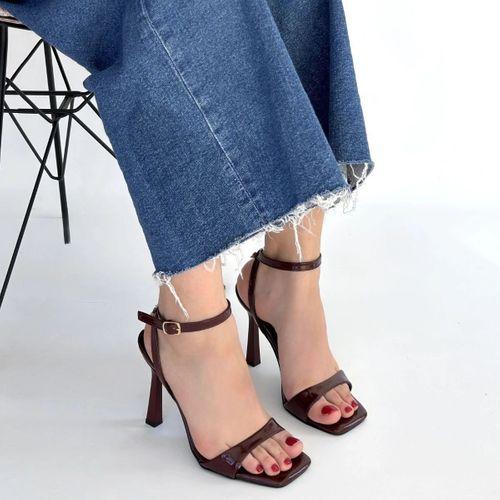 Jowin Bordo Rugan Topuklu Bilekten Kemerli Ayakkabı