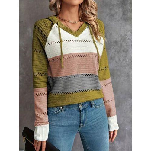 Kadın Uzun Kollu V Yakalı Bağcıklı Kapşonlu Triko Bluz