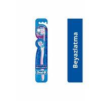 Oral-B 3D White Parlaklık Orta Sert Manuel Diş Fırçası