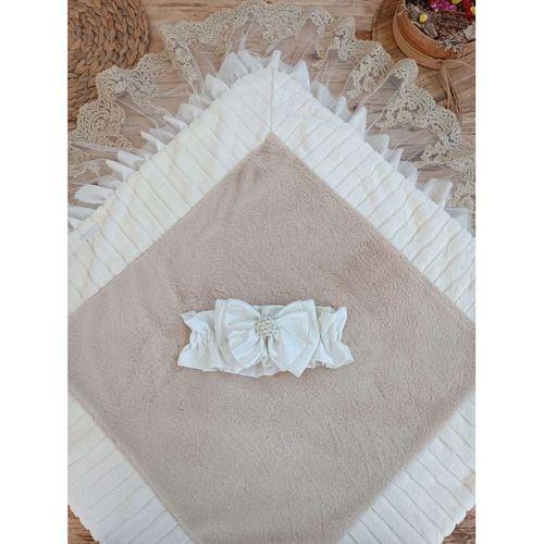 Yenidoğan Wool Yün Kumaş Taç Nakışlı Güpür Duvaklı Fiyonk Prizma Taş Unisex Kundak Bebek Battaniyesi Bej