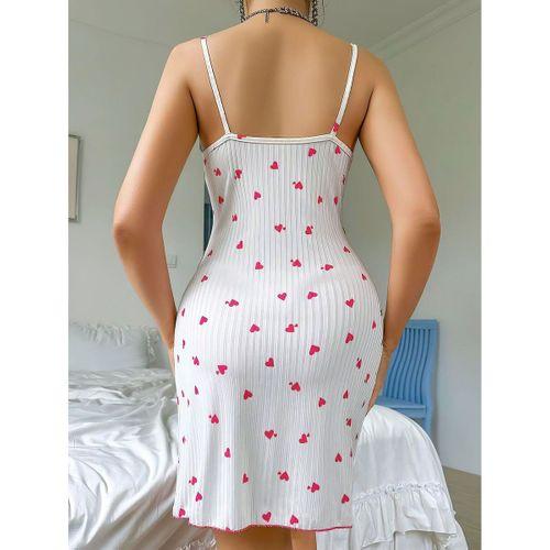 Şık Tasarım Pamuklu Beyaz Üstüne Kalp Desenli Dantel İşlemeli Gecelik