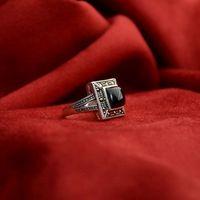 Oltu Taşı Kaşlı Kare Model Kadın Yüzük