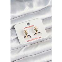 Pirinç Gold Renk Yıldız Kadın Küpe