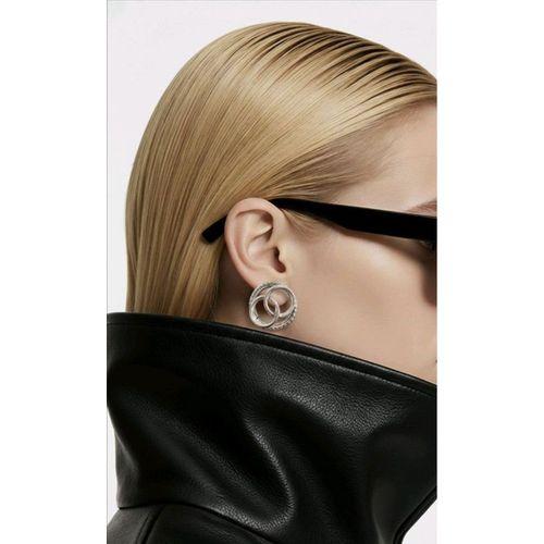 Monalisa Home Figürlü Gümüş Renk Özel Tasarım Küpe