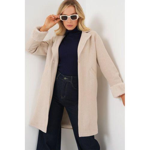 9145 Kolları Tüylü Balık Sırtı Kaşe Kaban - Krem