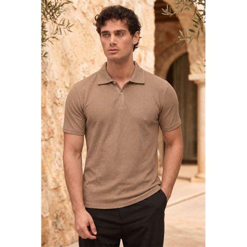 Evenor Kabartma Desenli Polo Yaka Düğmeli Relaxed FitYumuşak İnce Erkek T-Shirt  - Kahve