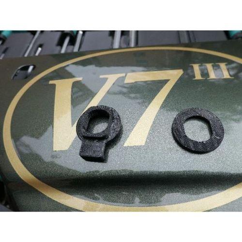 Guzzi V7iii 12V Şase Üzeri Şarj Ünitesi 3D Baskı (Bu ürün Sadece Plastik parçadır - Almadan Önce Soru Sorabilirsiniz)