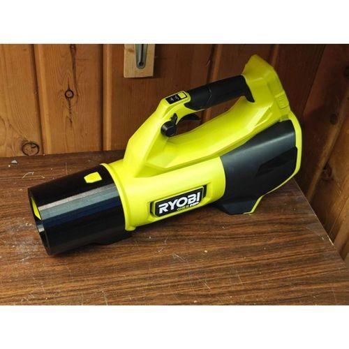 - Kısa Stubby Ryobi PBLLB01K Yaprak Üfleme Ucu (Bu ürün Sadece Plastik parçadır - Almadan Önce Soru Sorabilirsiniz)