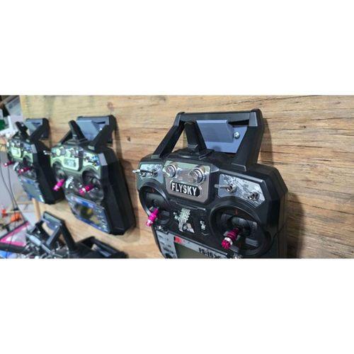 RC Kumanda Duvar Askısı