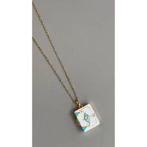 Etnik Desen Kapaklı Kolye - Beyaz