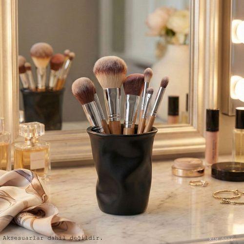 Siyah Modern Yamuk Formlu Bardak Makyaj Fırçalığı Masaüstü Kozmetik Düzenleyici
