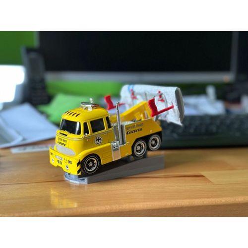 Carrera Ray Temizleyici Carrera Digital 132 Wrecker Üzerine (Bu ürün Sadece Plastik parçadır - Almadan Önce Soru Sorabilirsiniz)