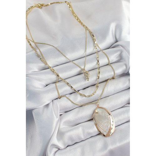 Pirinç Çoklu Zincirli İstiridye Model Gold Renk Kadın Kolye