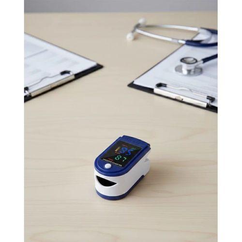 Kolay Kullanımlı Parmak Tipi Pulse Oksimetre Ev Tipi Kullanım