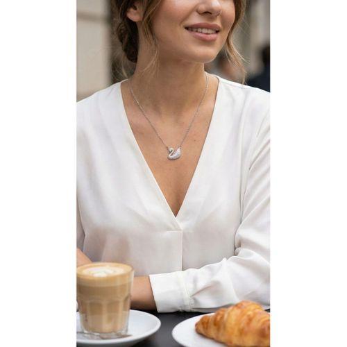 316L Çelik Zincir Gümüş Renk Zirkon Taşlı Kuğu Kolye