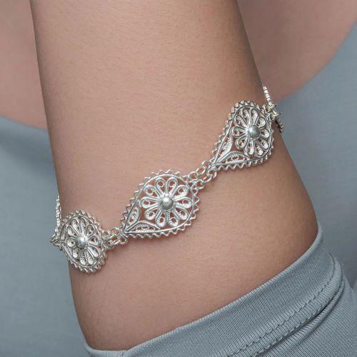 Gümüş Damla Papatya Telkari Kadın Bileklik