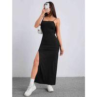 Kadın Ip Askılı Yandan Yırtmaçlı Janjan Krep Elbise