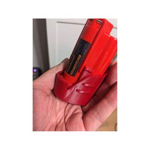 M12 Milwaukee Pil TAB DÜZENİ Altında Tek Vida Olan Versiyon (Bu ürün Sadece Plastik parçadır - Almadan Önce Soru Sorabilirsiniz)