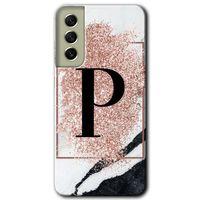 Samsung Galaxy S21 FE Kılıf Baskılı Kapak - Pembe Mermer Desenli P Harfi + 5D Tam Kaplayan Cam