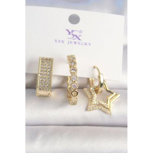 Pirinç Gold Renk Zirkon Taşlı Yıldız Figür Halka Model 3'Lü Kadın Kombin Küpe