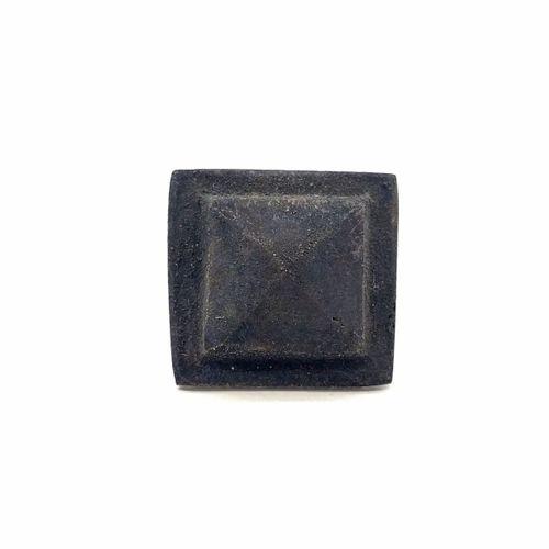 Antika Tarz Dekoratif Pirinç Flanşlı Piramit Kabara - 29 Mm, Oksit