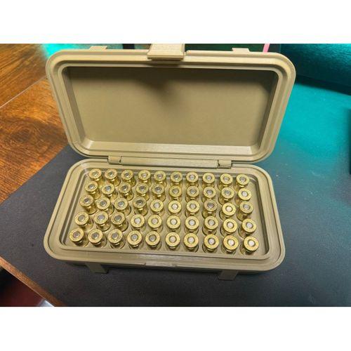 45ACP menteşeli cephane engebeli kutu 50 tur – 6894686