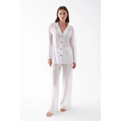 Kadın Beyaz Şeffaf Jakar Düğmeli Pijama Takımı