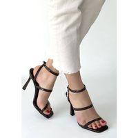 Umira Kahverengi Rugan Topuklu Bilekten Kemerli Ayakkabı