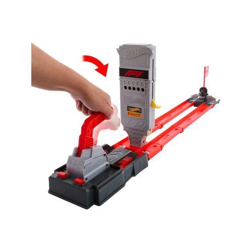 Hot Wheels Yarışları™ Formula 1® Hızlı Başlangıç Pist Seti ve 1:64 Ölçekli 2 Metal F1 Arabası JKM88