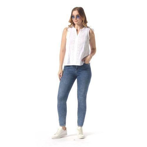 Kolsuz Ceylan Şile Bezi Yazlık Dantelli Kısa Bluz Beyaz Byz