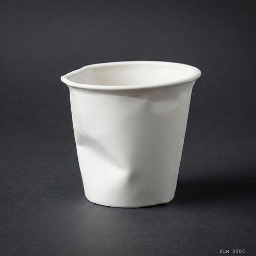 Beyaz Modern Yamuk Formlu Bardak Masaüstü ve Ofis Düzenleyici