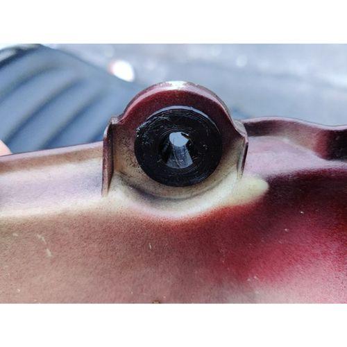 Honda CX500 ve Diğerleri İçin Yan Panel Grometi (Bu ürün Sadece Plastik parçadır - Almadan Önce Soru Sorabilirsiniz)