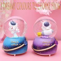 Büyük Boy Astronot Kar Küresi 1 Adet