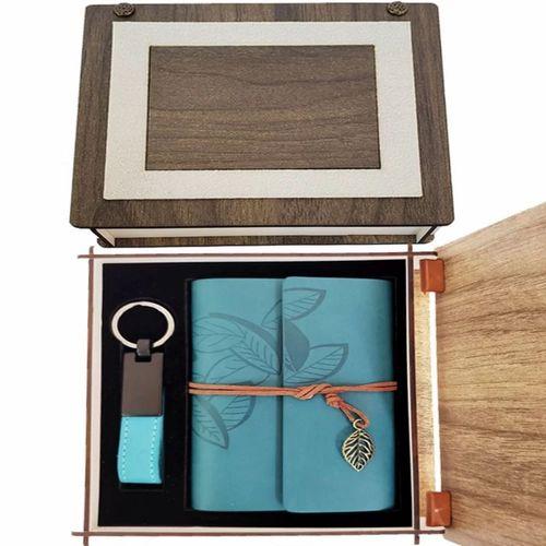 pilelistore Özel Ahşap Kutulu Mavi Deri Defter ve Anahtarlık Set