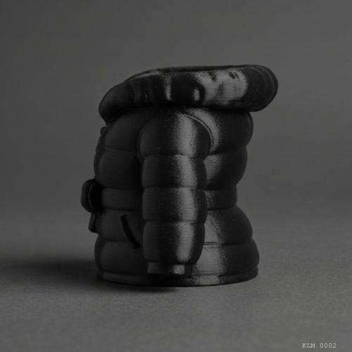 Siyah Kapüşonlu Fiyonklu Bayan Mont Formlu Makyaj Fırçalığı Masaüstü Kozmetik Düzenleyici