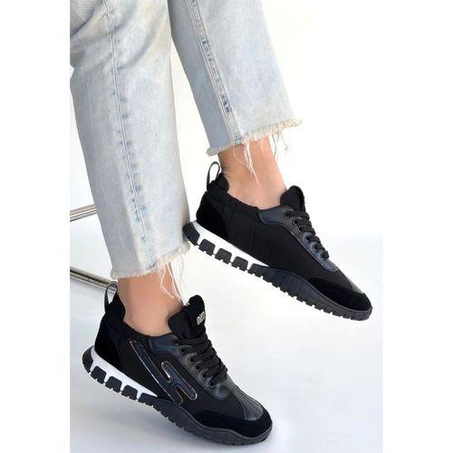 Huer Siyah Nubuk Bağcıklı Spor Ayakkabı