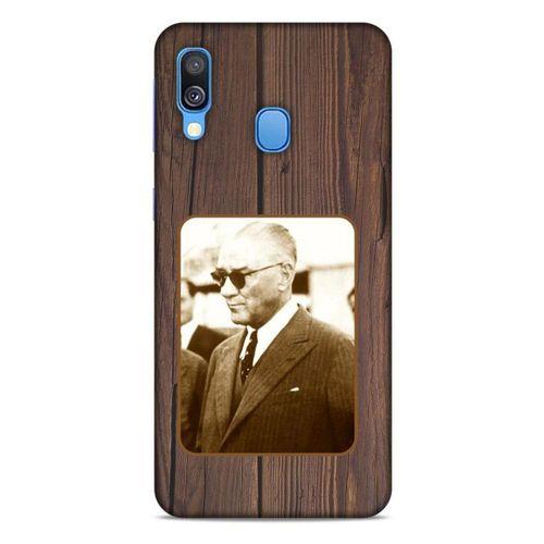 Samsung Galaxy A40 Kılıf Atatürk (28) Arka Kapak Kahve Tahta