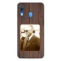 Samsung Galaxy A40 Kılıf Atatürk (28) Arka Kapak Kahve Tahta