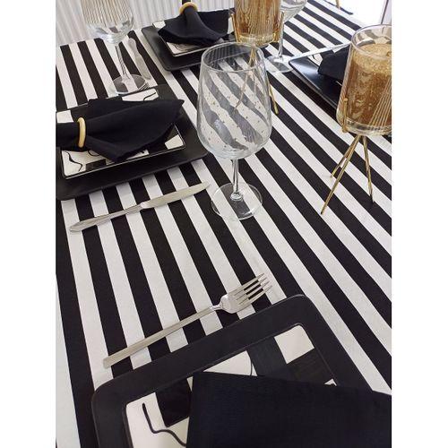 Zeren Home Siyah Beyaz Çizgili Sıvı Geçirmez Dertsiz Masa Örtüsü