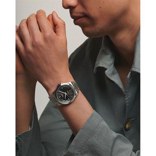 L38304526 Longines Conquest Erkek Kol Saati L3.830.4.52.6