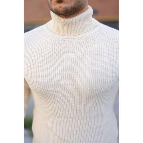 Erkek Boğazlı Örme Kazak