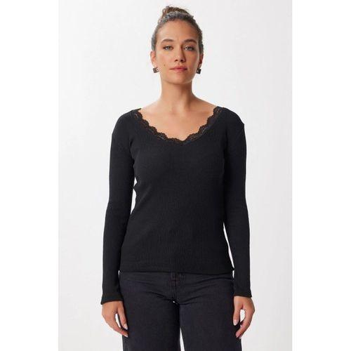 Kadın Dantel Detay V Yaka Kaskorse Kumaş Bluz