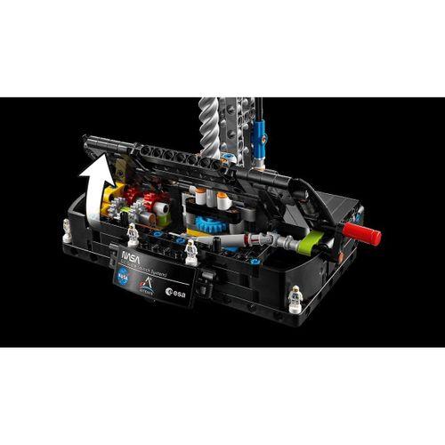 Lego Technic NASA Artemis Uzay Fırlatma Sistemi Roketi 42221