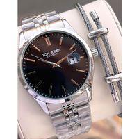 Tom Jones Bileklik Hediyeli Çelik Kordon 3 Atm Suya Dayanıklı 2 Yıl Garantili Erkek Kol Saati 10088.2