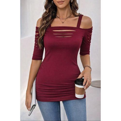 Kadın Omuzlardan Açık Askılı Lazer Kesim Detaylı Viskon Bluz